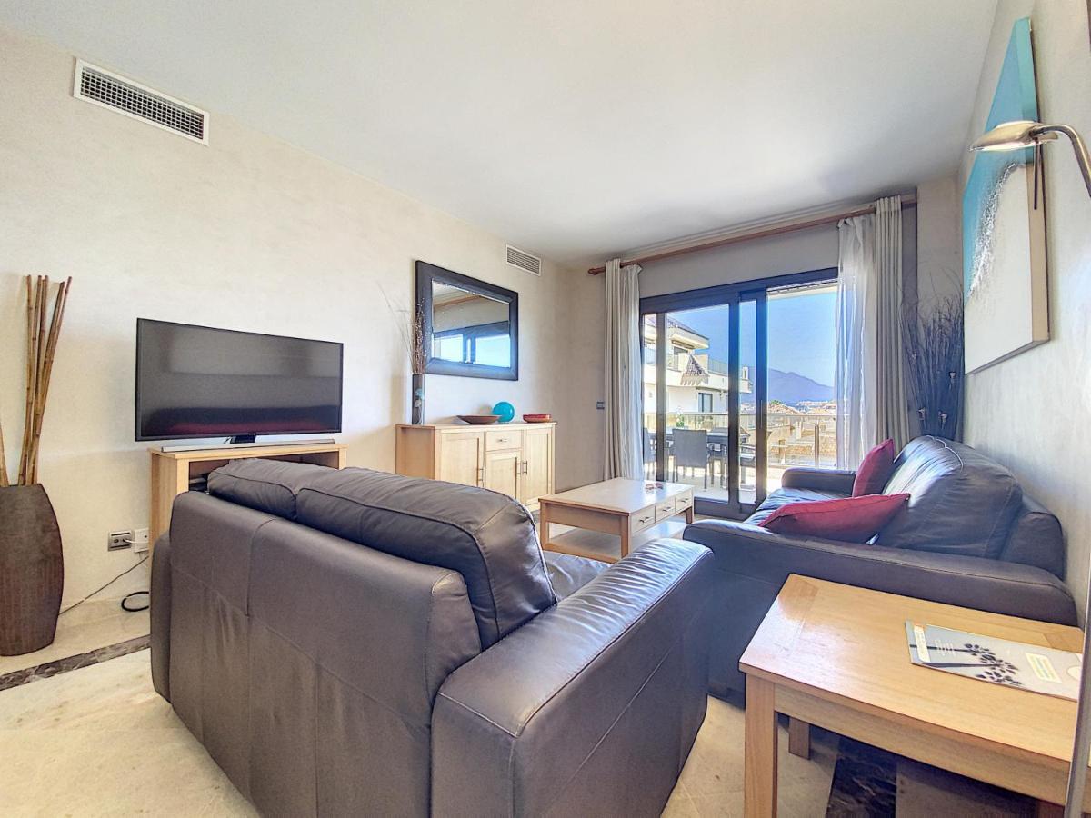 Lovely Apartment With Pool & Sea Views - Marina Del Castillo 2129 Manilva Kültér fotó