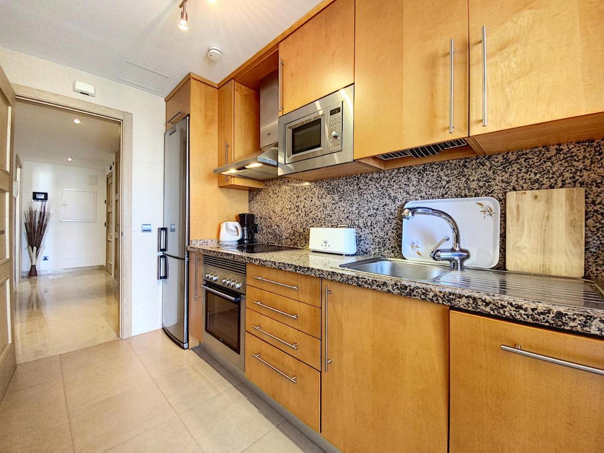 Lovely Apartment With Pool & Sea Views - Marina Del Castillo 2129 Manilva Kültér fotó