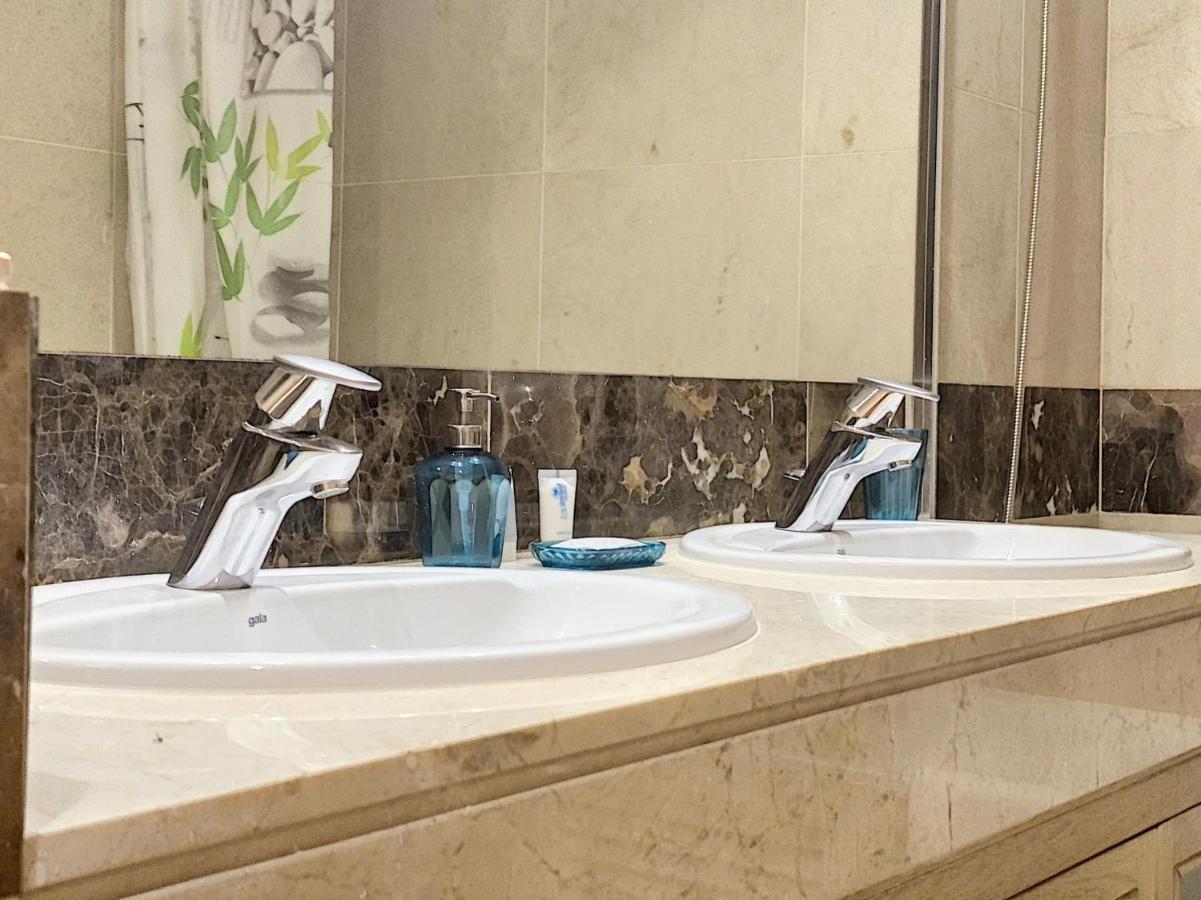 Lovely Apartment With Pool & Sea Views - Marina Del Castillo 2129 Manilva Kültér fotó