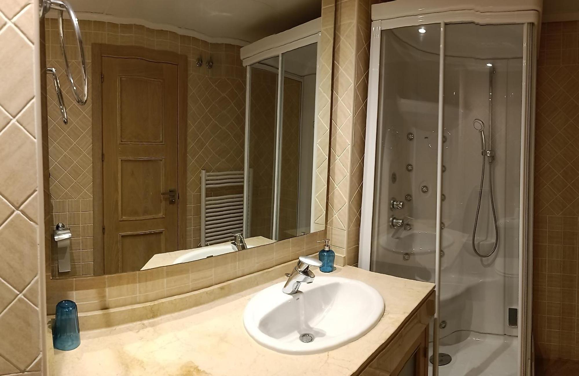 Lovely Apartment With Pool & Sea Views - Marina Del Castillo 2129 Manilva Kültér fotó